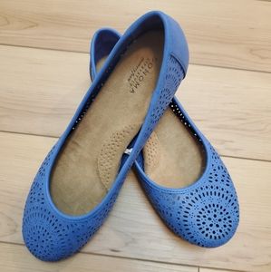 Blue flats with cutout design (never worn)